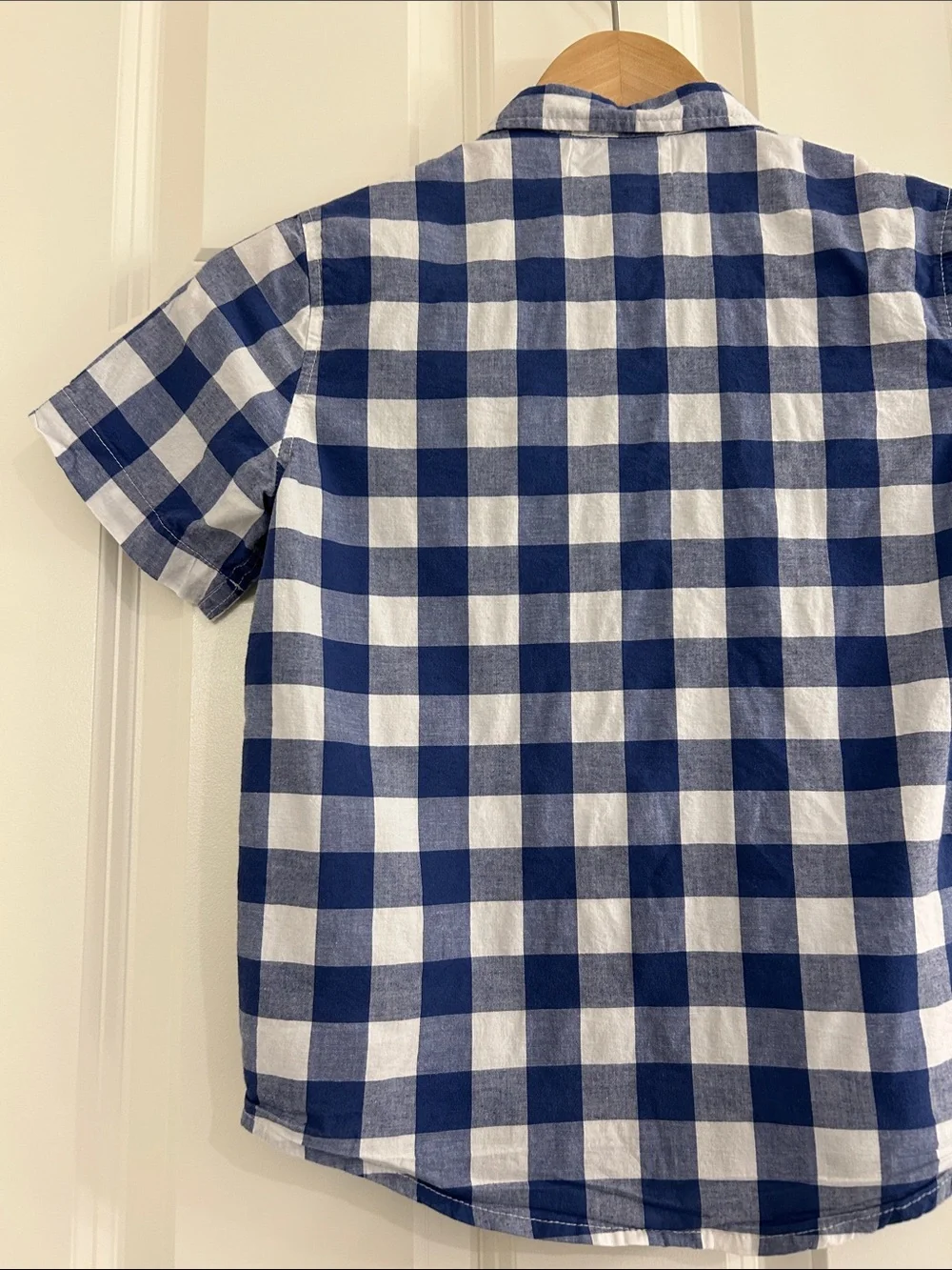 Old Navy Boys Blue White Gingham Short Sleeve Button Down Shirt Size S 6/7